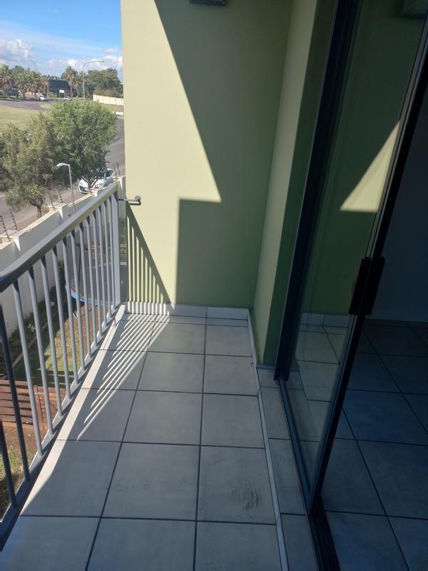 To Let 2 Bedroom Property for Rent in Witfield Gauteng