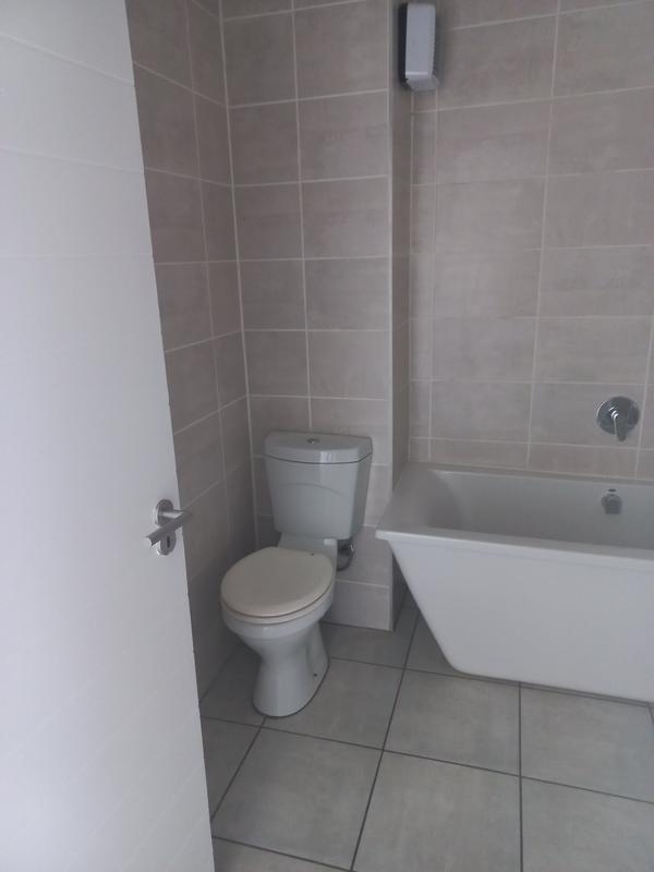 To Let 2 Bedroom Property for Rent in Witfield Gauteng