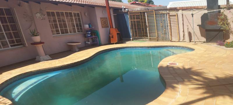 3 Bedroom Property for Sale in Huntingdon Gauteng