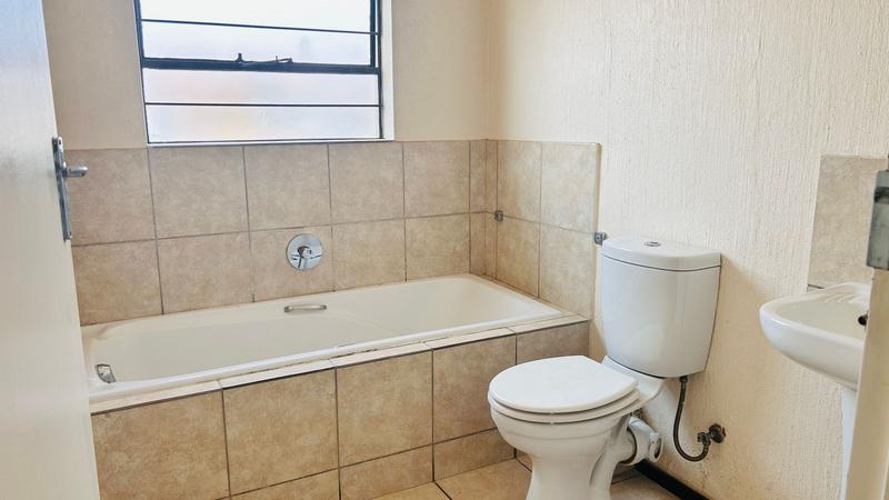 To Let 2 Bedroom Property for Rent in Dawn Park Gauteng