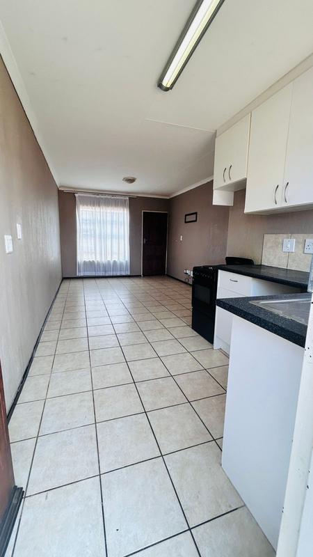 To Let 2 Bedroom Property for Rent in Dawn Park Gauteng