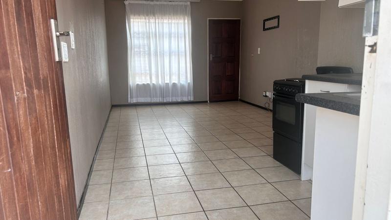 To Let 2 Bedroom Property for Rent in Dawn Park Gauteng