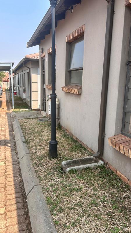 To Let 2 Bedroom Property for Rent in Dawn Park Gauteng