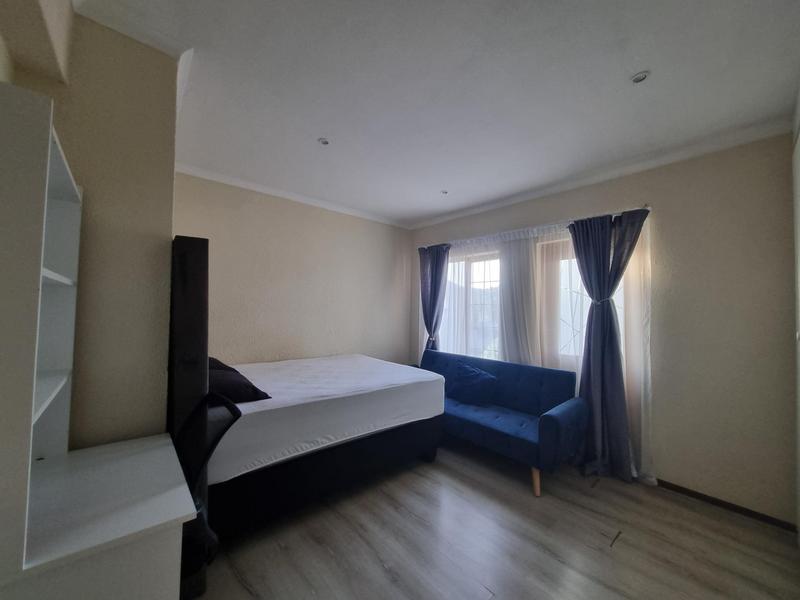 To Let 2 Bedroom Property for Rent in Country View Estate Gauteng