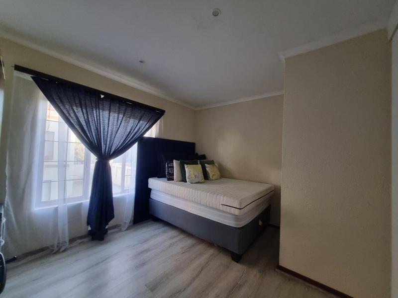 To Let 2 Bedroom Property for Rent in Country View Estate Gauteng