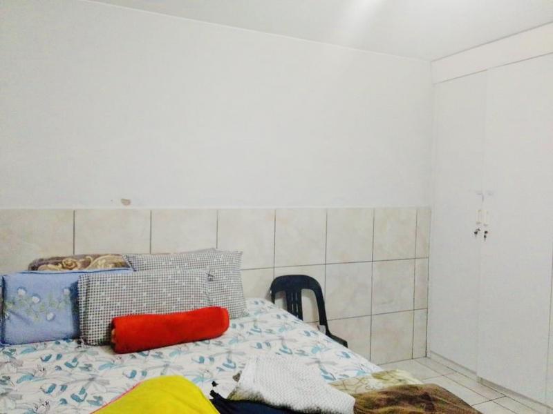 To Let 2 Bedroom Property for Rent in Vorna Valley Gauteng