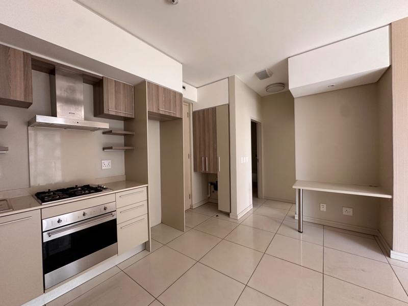 To Let 2 Bedroom Property for Rent in Rosebank Gauteng