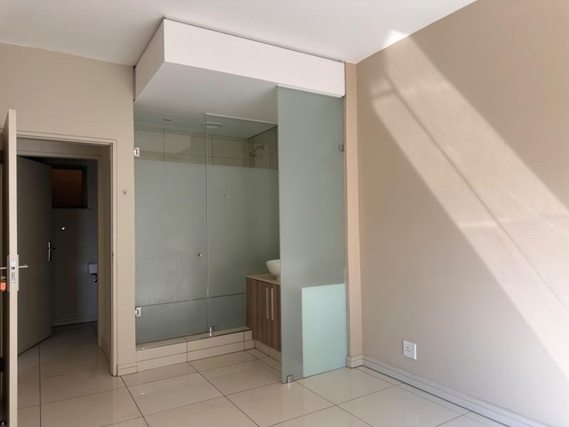 To Let 2 Bedroom Property for Rent in Rosebank Gauteng