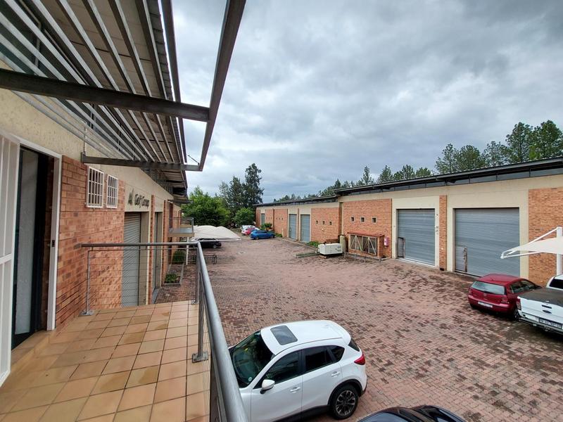 To Let commercial Property for Rent in Barbeque Downs Gauteng