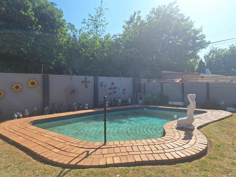 3 Bedroom Property for Sale in Selection Park Gauteng