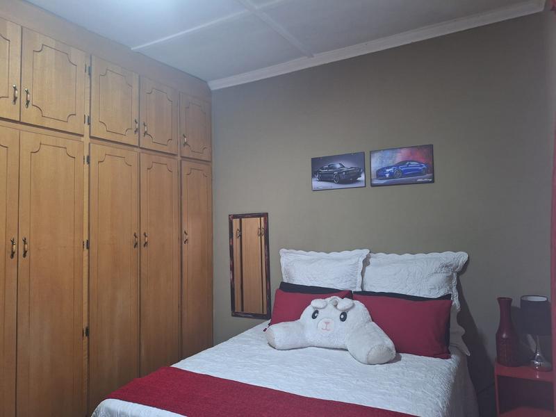 3 Bedroom Property for Sale in Selection Park Gauteng