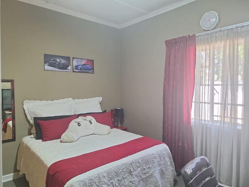 3 Bedroom Property for Sale in Selection Park Gauteng