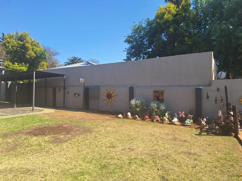 3 Bedroom Property for Sale in Selection Park Gauteng