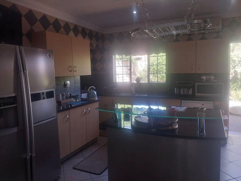 4 Bedroom Property for Sale in Clayville Gauteng