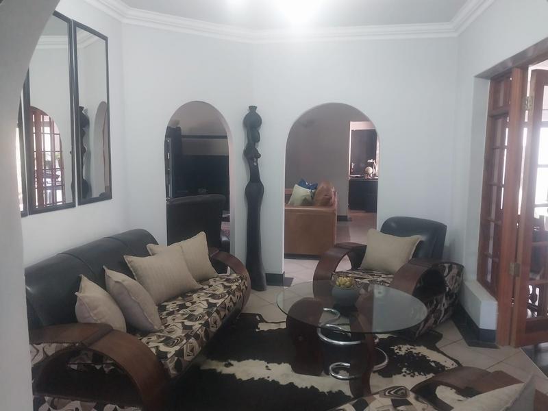 4 Bedroom Property for Sale in Clayville Gauteng