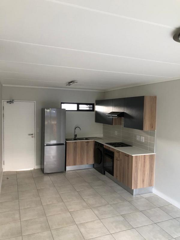 To Let 2 Bedroom Property for Rent in Silver Lakes Gauteng