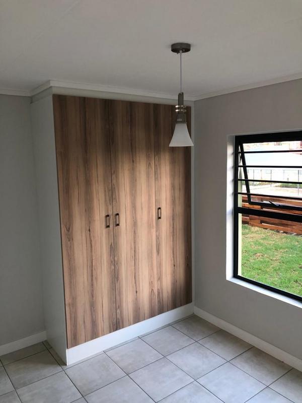 To Let 2 Bedroom Property for Rent in Silver Lakes Gauteng