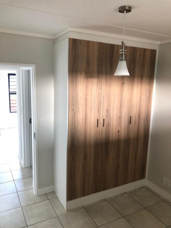 To Let 2 Bedroom Property for Rent in Silver Lakes Gauteng