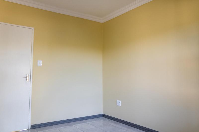 To Let 2 Bedroom Property for Rent in Lanseria Gauteng