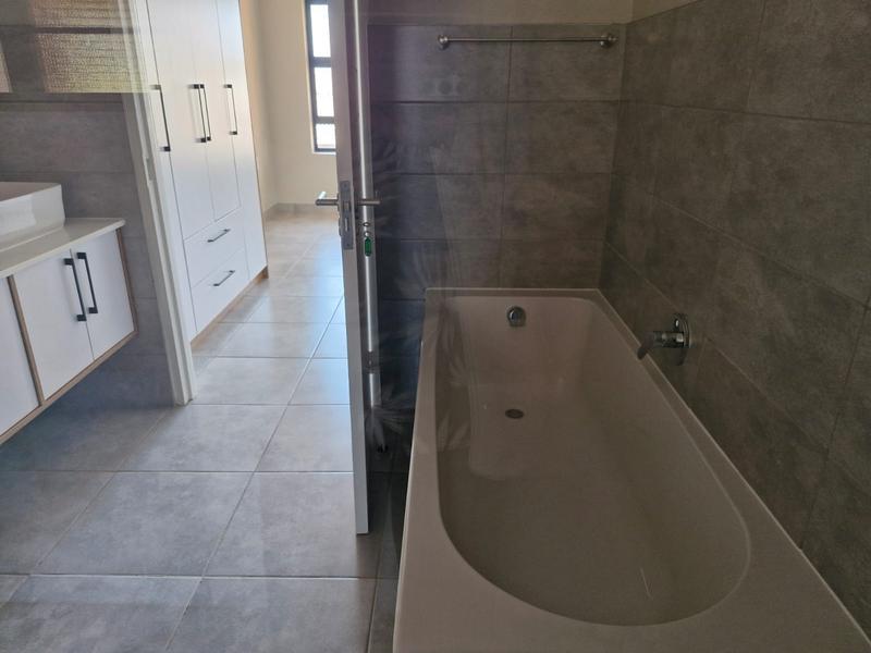 2 Bedroom Property for Sale in Olympus Gauteng