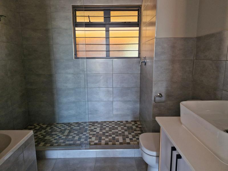 2 Bedroom Property for Sale in Olympus Gauteng