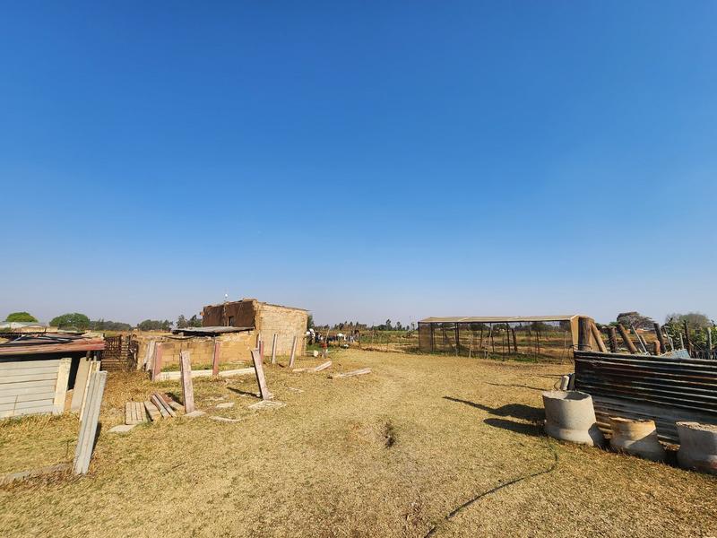 7 Bedroom Property for Sale in Middelvlei A H Gauteng