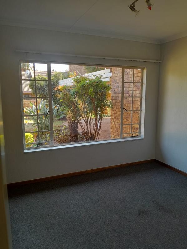 To Let 3 Bedroom Property for Rent in Die Wilgers Gauteng