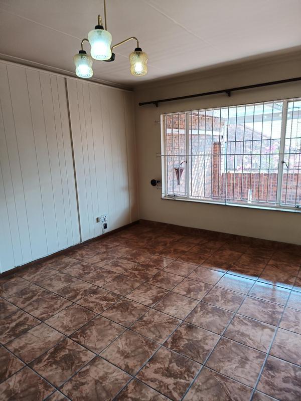 To Let 3 Bedroom Property for Rent in Faerie Glen Gauteng