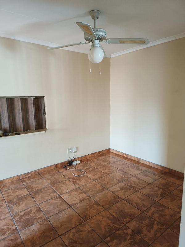 To Let 3 Bedroom Property for Rent in Faerie Glen Gauteng