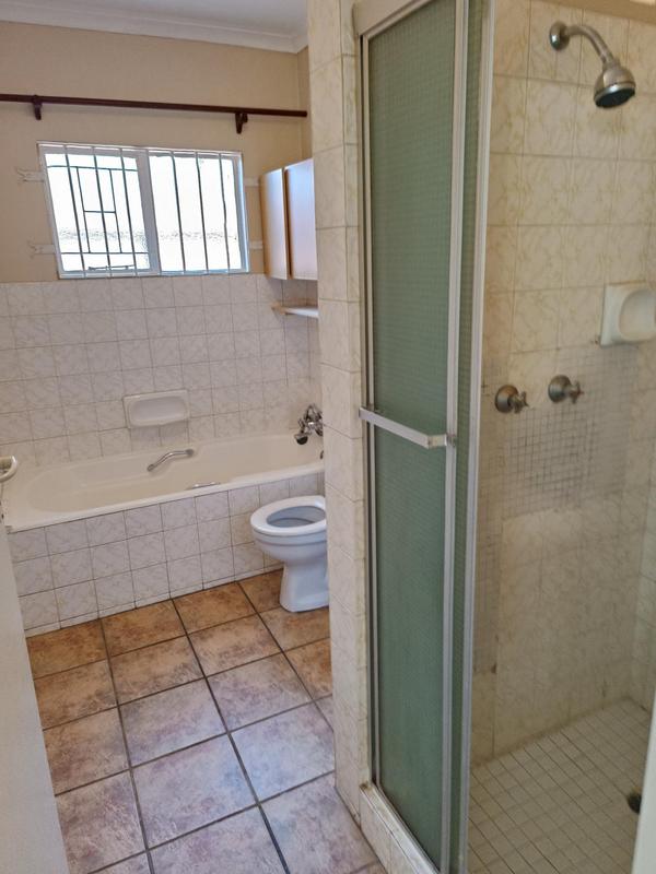 To Let 3 Bedroom Property for Rent in Faerie Glen Gauteng