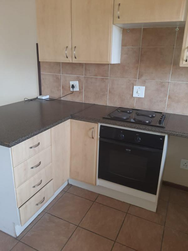 To Let 2 Bedroom Property for Rent in Equestria Gauteng