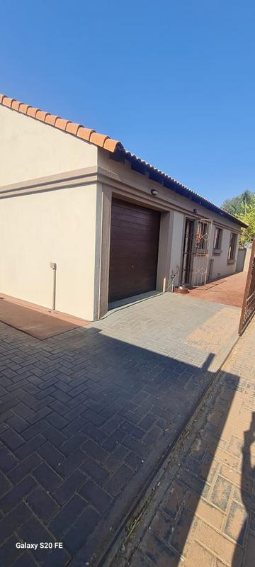 To Let 2 Bedroom Property for Rent in Willow Park Manor Gauteng