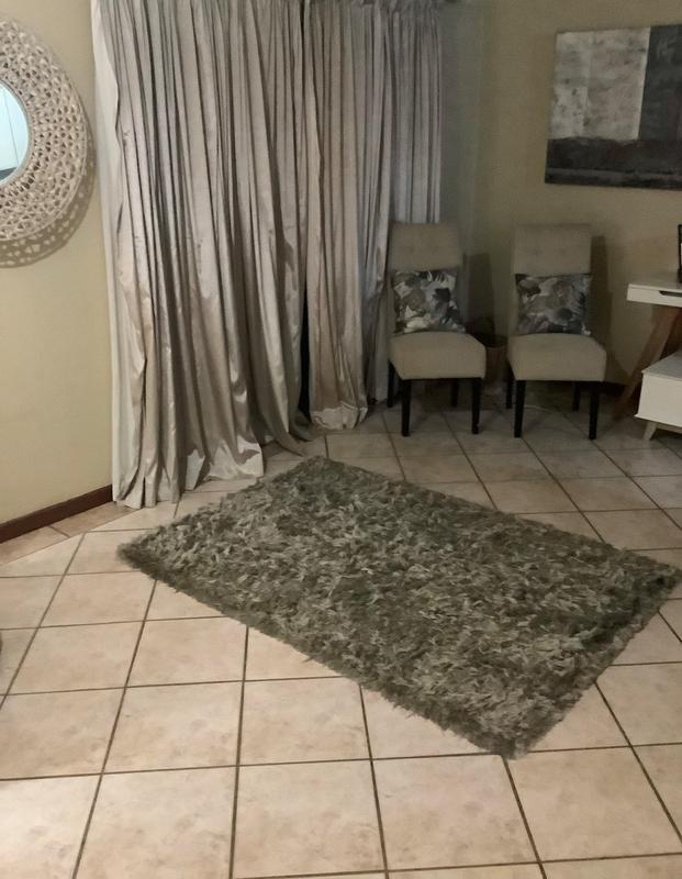 To Let 2 Bedroom Property for Rent in Olympus Gauteng