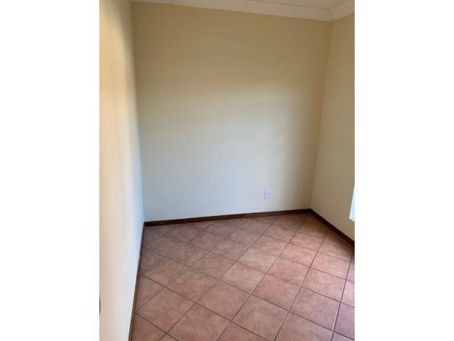 To Let 2 Bedroom Property for Rent in Mooikloof Ridge Gauteng