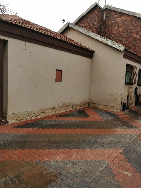 4 Bedroom Property for Sale in Sebokeng Unit 10 Gauteng