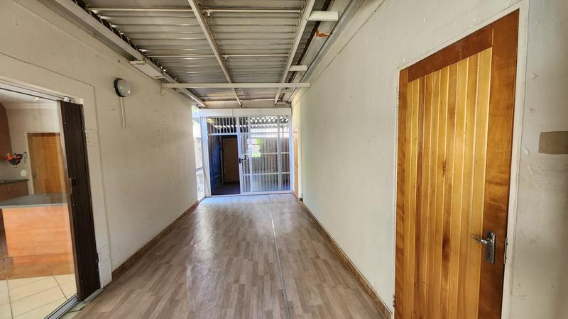 To Let 3 Bedroom Property for Rent in Annlin Gauteng