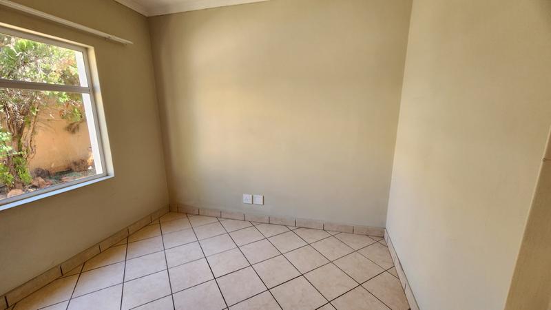 To Let 3 Bedroom Property for Rent in Annlin Gauteng