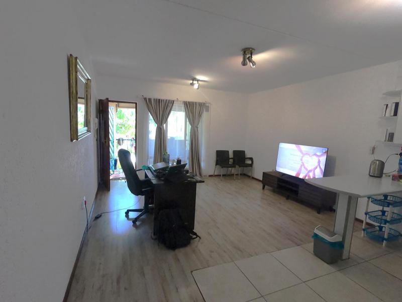 1 Bedroom Property for Sale in Morningside Gauteng