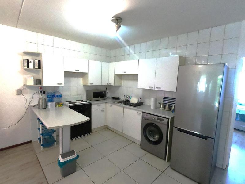 1 Bedroom Property for Sale in Morningside Gauteng