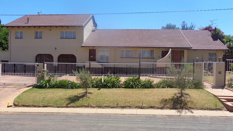 5 Bedroom Property for Sale in Parkmore Gauteng