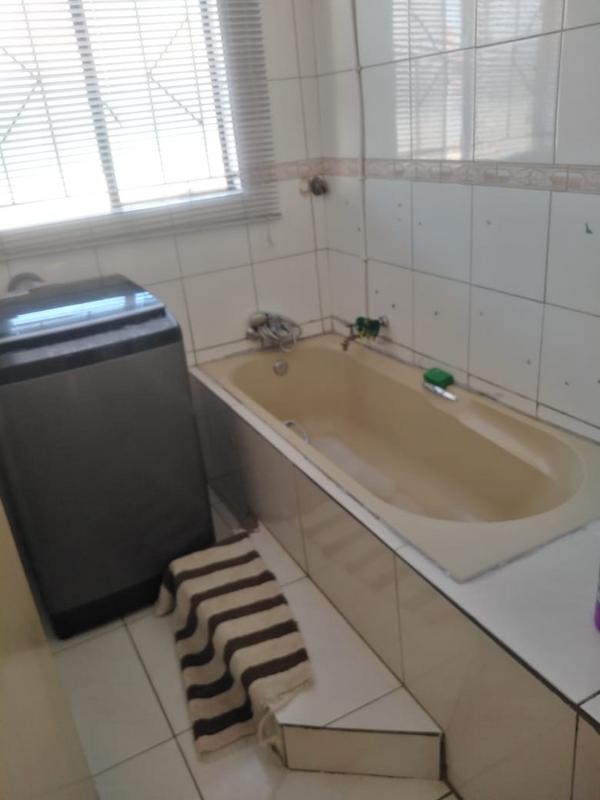 2 Bedroom Property for Sale in Protea Glen Gauteng