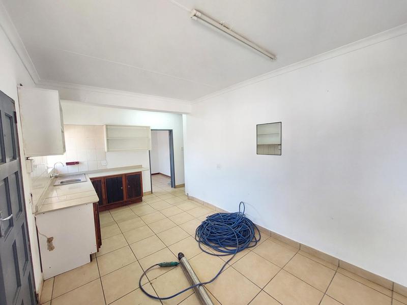 To Let 2 Bedroom Property for Rent in Erasmia Gauteng