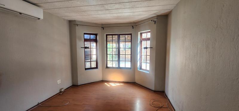 3 Bedroom Property for Sale in Dayanglen Gauteng