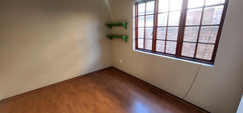 3 Bedroom Property for Sale in Dayanglen Gauteng