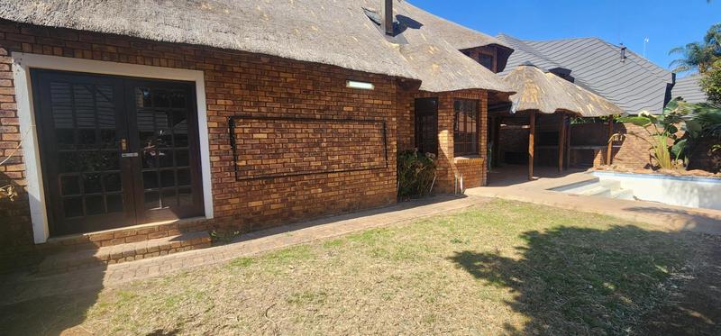 3 Bedroom Property for Sale in Dayanglen Gauteng