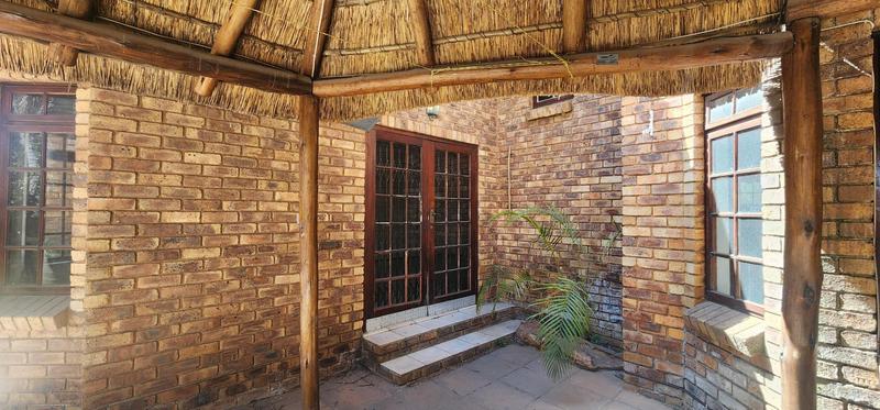 3 Bedroom Property for Sale in Dayanglen Gauteng