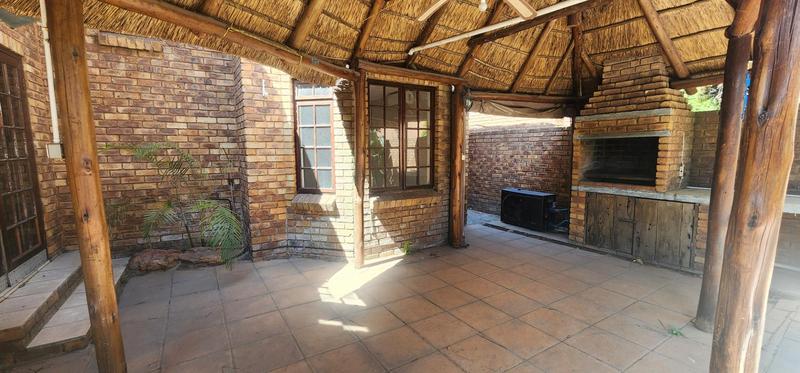 3 Bedroom Property for Sale in Dayanglen Gauteng