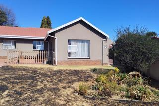 To Let 4 Bedroom Property for Rent in Norkem Park Gauteng