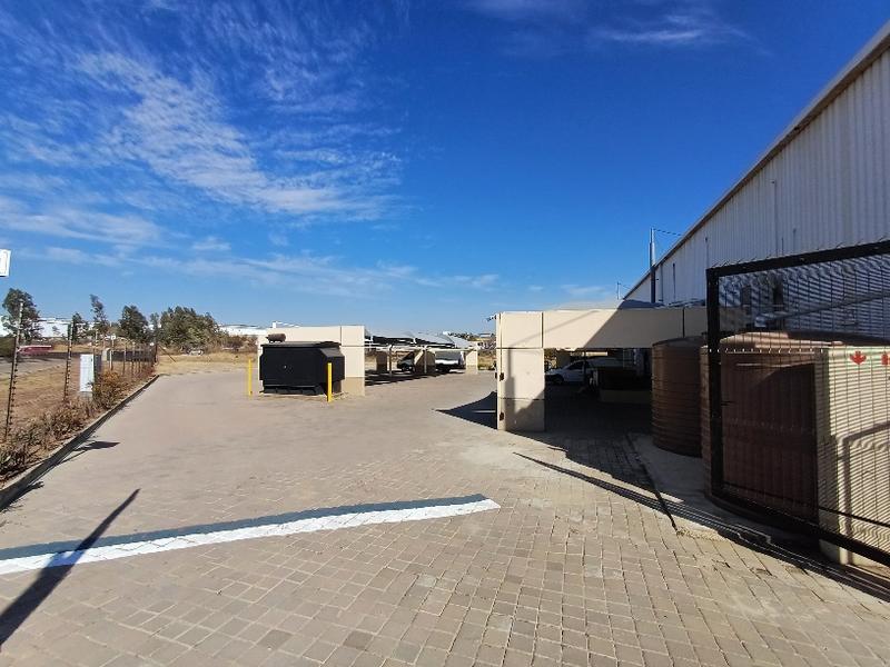 To Let commercial Property for Rent in Kosmosdal Gauteng