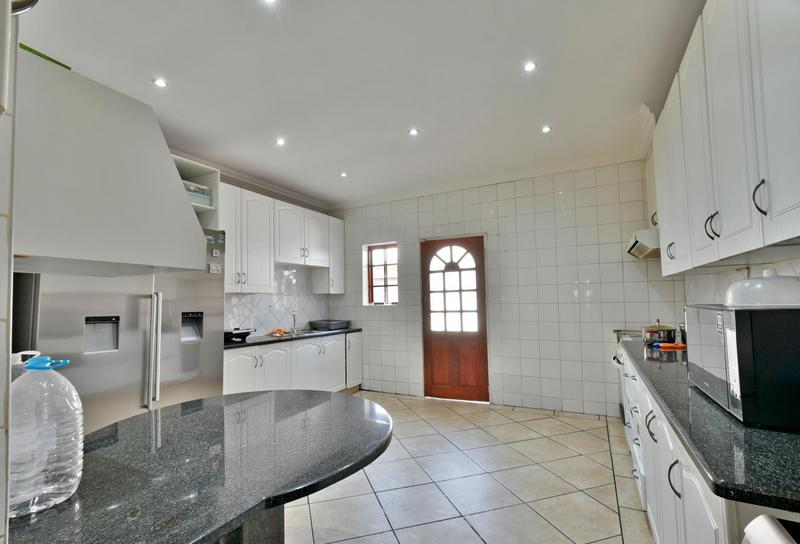 4 Bedroom Property for Sale in Sydenham Gauteng